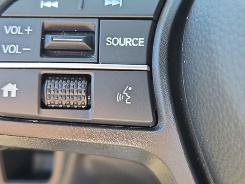 Used 2023 Honda HR-V LX image 26