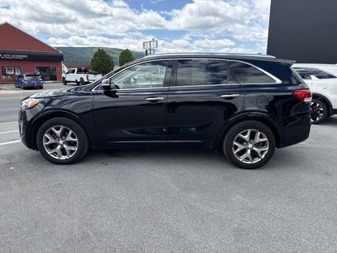 Used 2017 Kia Sorento SX AWD/4WD image 10