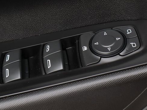 Used 2024 Chevrolet Silverado 1500 Custom RWD image 18