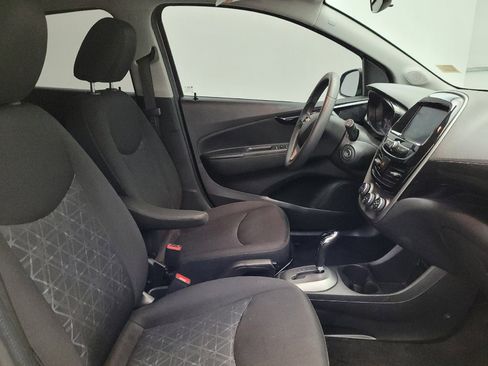 Used 2021 Chevrolet Spark LT image 21