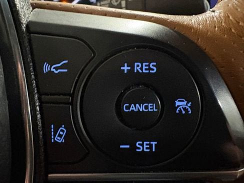 Used 2020 Toyota Avalon Limited w/ Advanced Safety Package image 15