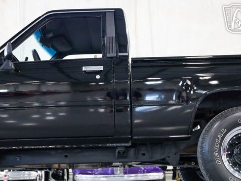 Used 1987 Toyota Pickup 2WD Regular Cab image 21