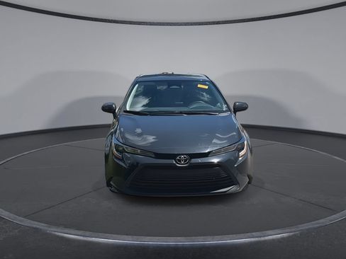 Used 2024 Toyota Corolla LE FWD image 3
