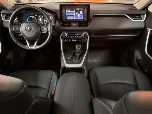Used 2022 Toyota RAV4 XLE Premium AWD/4WD image 15