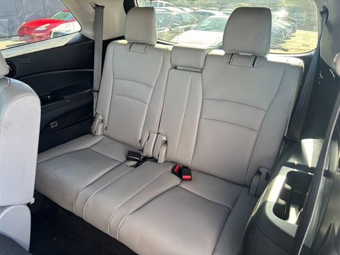 Used 2017 Honda Pilot EX-L image 12