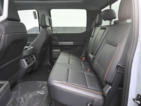 New 2026 Ford F350 Lariat w/ Lariat Premium Package image 27