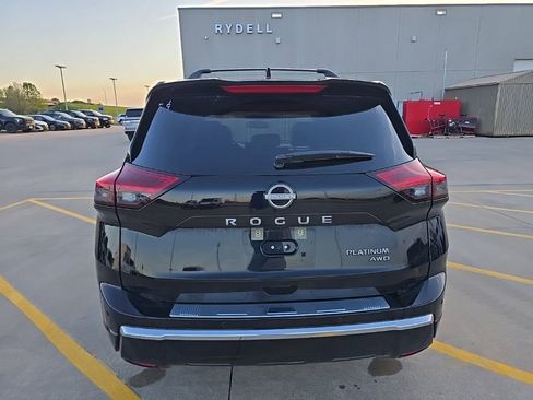 Used 2026 Nissan Rogue Platinum w/ Platinum Premium Package AWD/4WD image 6