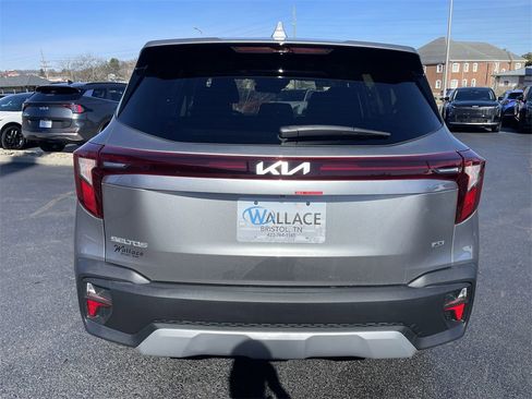 Certified 2026 Kia Seltos LX image 5