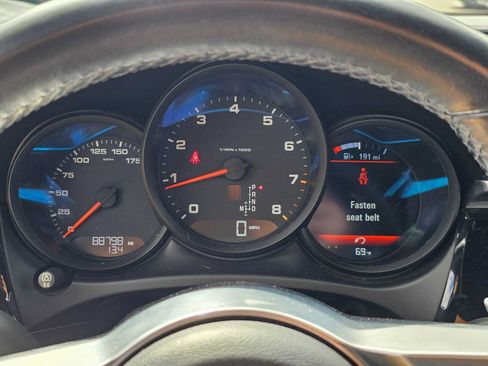 Used 2017 Porsche Macan AWD/4WD image 22