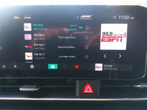 Used 2025 Kia Carnival SX Prestige image 24