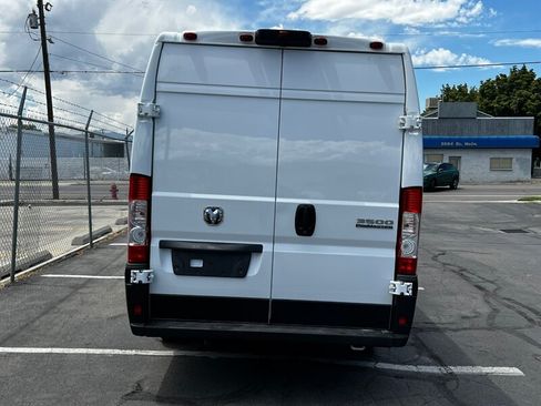 Used 2023 RAM ProMaster 3500 FWD image 5