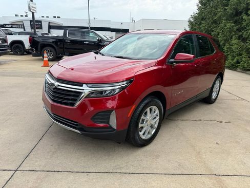 Used 2023 Chevrolet Equinox LT FWD image 7