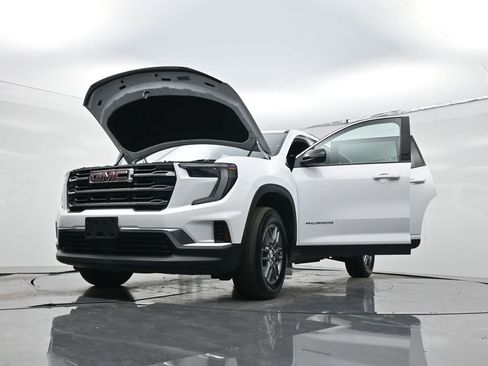 Used 2025 GMC Acadia Elevation AWD/4WD image 30
