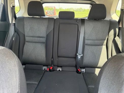 Used 2024 Nissan Rogue SV AWD/4WD image 17
