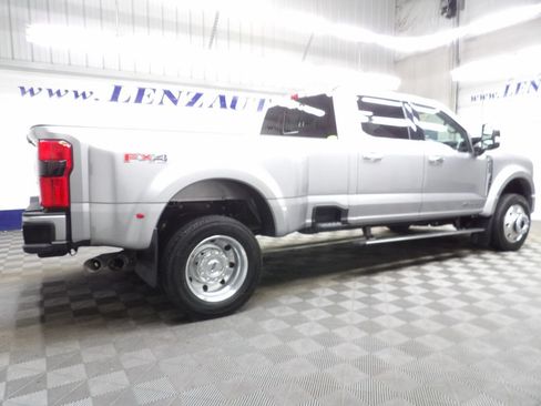 Used 2023 Ford F450 Platinum w/ FX4 Off-Road Package AWD/4WD image 6