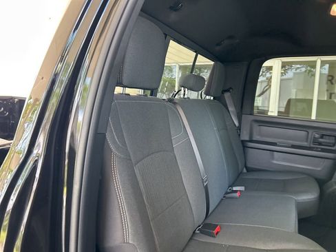 Used 2024 RAM 3500 Tradesman w/ Chrome Appearance Group image 30