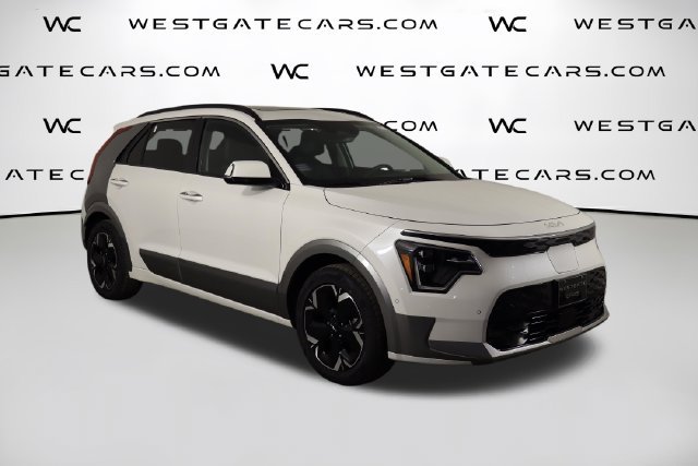 Certified 2023 Kia Niro Wave FWD image 41