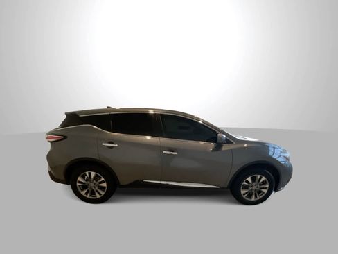 Used 2018 Nissan Murano S image 9