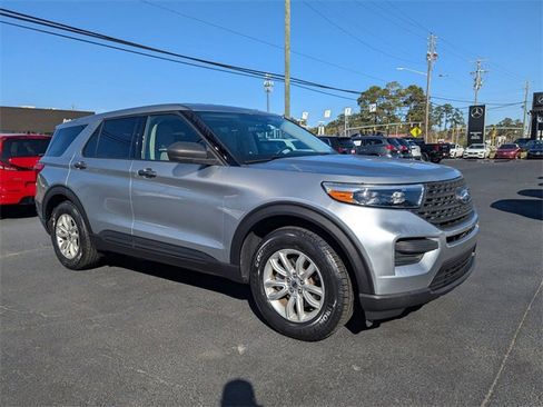 Used 2020 Ford Explorer 2WD image 2