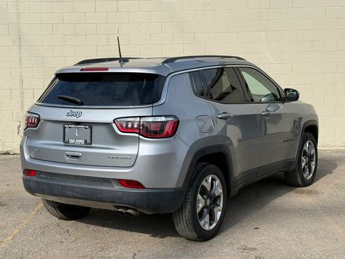 Used 2019 Jeep Compass Limited AWD/4WD image 9