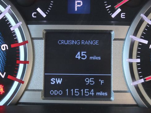 Used 2018 Toyota 4Runner SR5 Premium AWD/4WD image 27