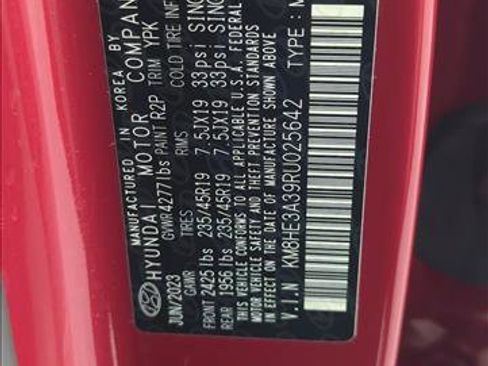 Used 2024 Hyundai Kona Limited FWD image 26