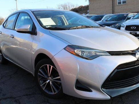 Used 2019 Toyota Corolla LE w/ Carpet Mat Package (TMS) image 3