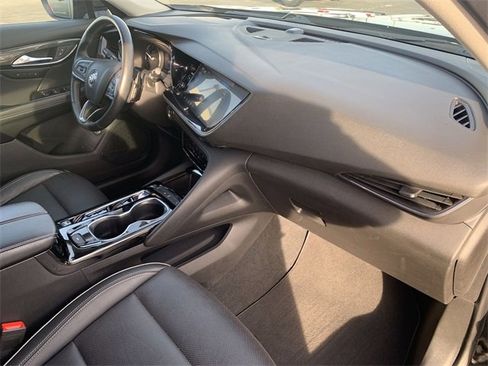 Certified 2021 Buick Envision Essence w/ Sport Touring Package image 29