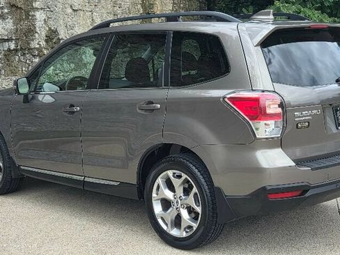 Used 2018 Subaru Forester 2.5i Touring w/ Popular Package #2 AWD/4WD image 7