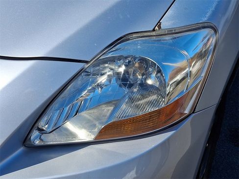 Used 2009 Toyota Yaris image 8