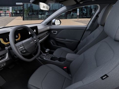 New 2026 Kia K4 LXS FWD image 17