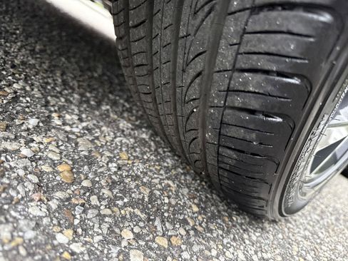 Certified 2025 Hyundai Elantra Sport image 9