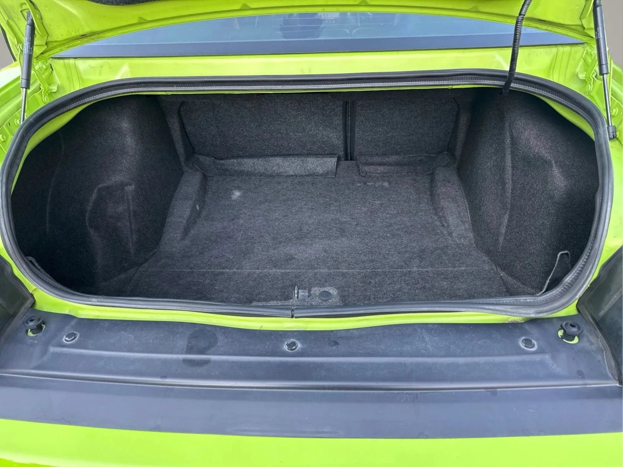 Used 2015 Dodge Challenger R/T Scat Pack w/ Leather Interior Group RWD image 61