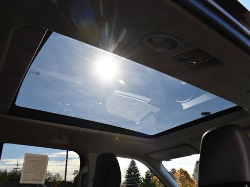 Used 2026 Ford Explorer Active w/ Active Comfort Package image 17