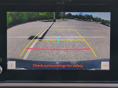 Used 2026 Toyota Camry SE w/ Convenience Package image 19