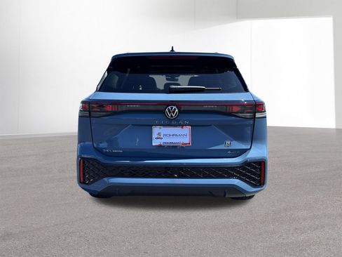 New 2026 Volkswagen Tiguan SEL R-Line AWD/4WD image 7