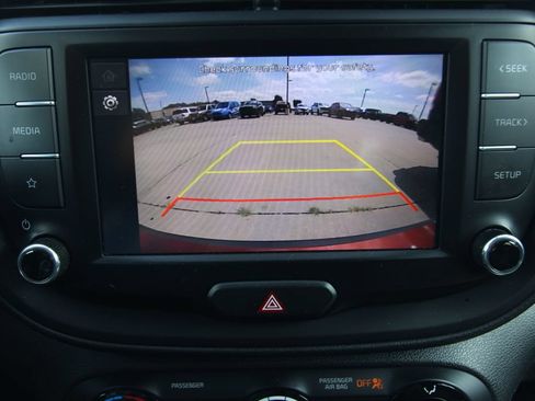 Used 2023 Kia Soul LX FWD image 11