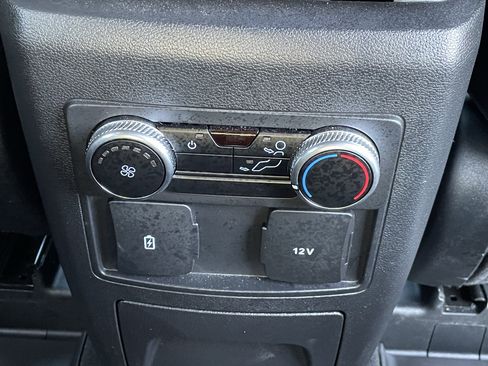 Used 2023 Ford Explorer XLT w/ Equipment Group 202A image 39