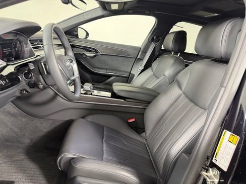 Certified 2025 Audi A8 L 3.0T AWD/4WD image 19