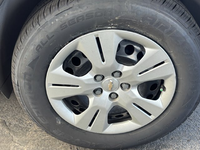 Used 2016 Chevrolet Trax LS w/ LPO, Cargo Package FWD image 9