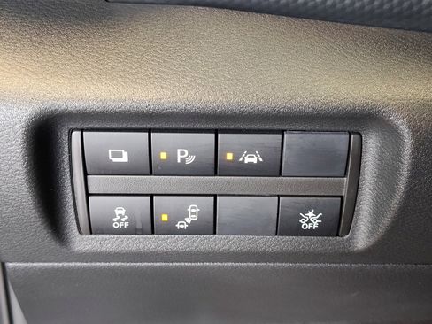 Used 2025 Nissan Kicks Play S FWD image 25