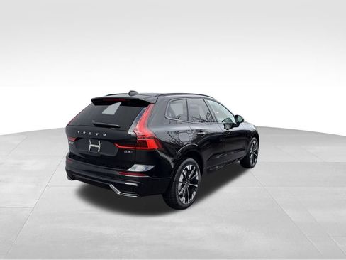 New 2026 Volvo XC60 B5 Plus w/ Climate Package image 6