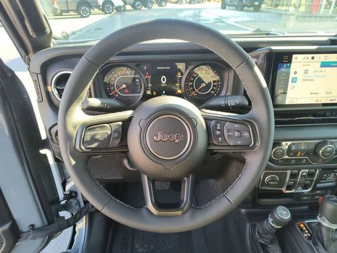 New 2026 Jeep Gladiator Sport image 14