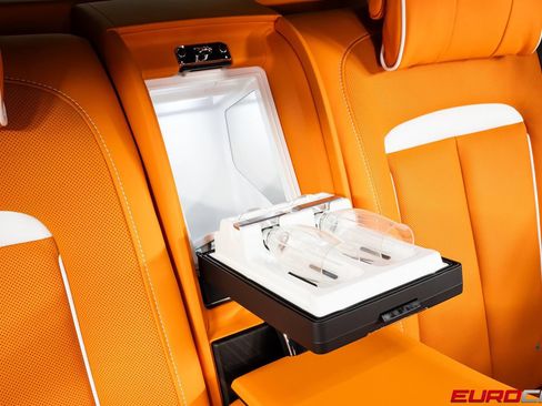 Used 2023 Rolls-Royce Cullinan AWD/4WD image 42
