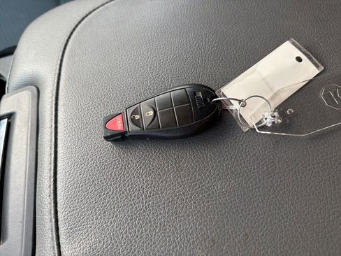 Used 2017 RAM 1500 Classic SLT image 24