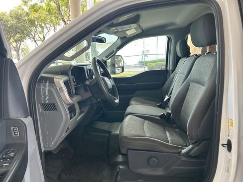 Used 2023 Ford F350 XL image 5