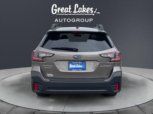 Used 2021 Subaru Outback Premium image 4