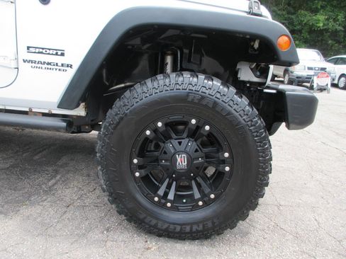 Used 2015 Jeep Wrangler Unlimited Sport w/ Quick Order Package 23S AWD/4WD image 21