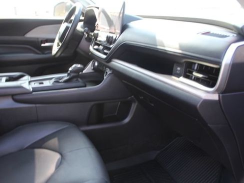 Certified 2025 Toyota Grand Highlander FWD image 21