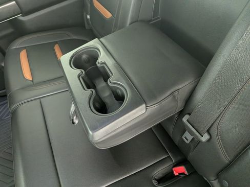 Used 2020 GMC Sierra 2500 AT4 w/ Technology Package image 37